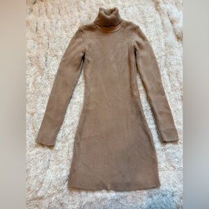 Le Lis Taupe Ribbed Turtleneck Long-Sleeve Dress